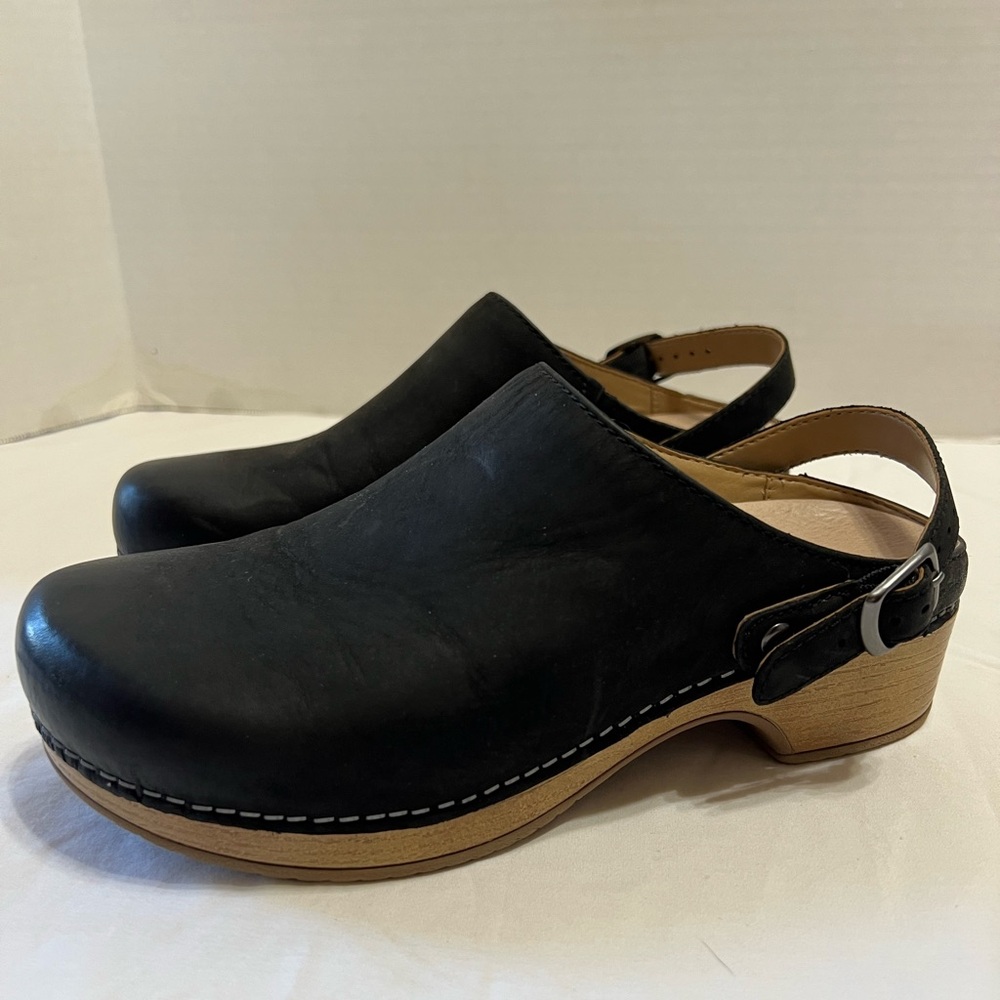 DANSKO BERRY BLACK BURNISHED NUBUCK CLOGS - Size 37
